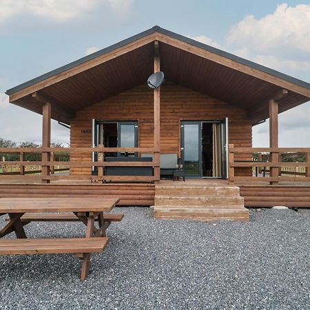 The Lodge At Crossroads Farm Bridgwater Exterior photo